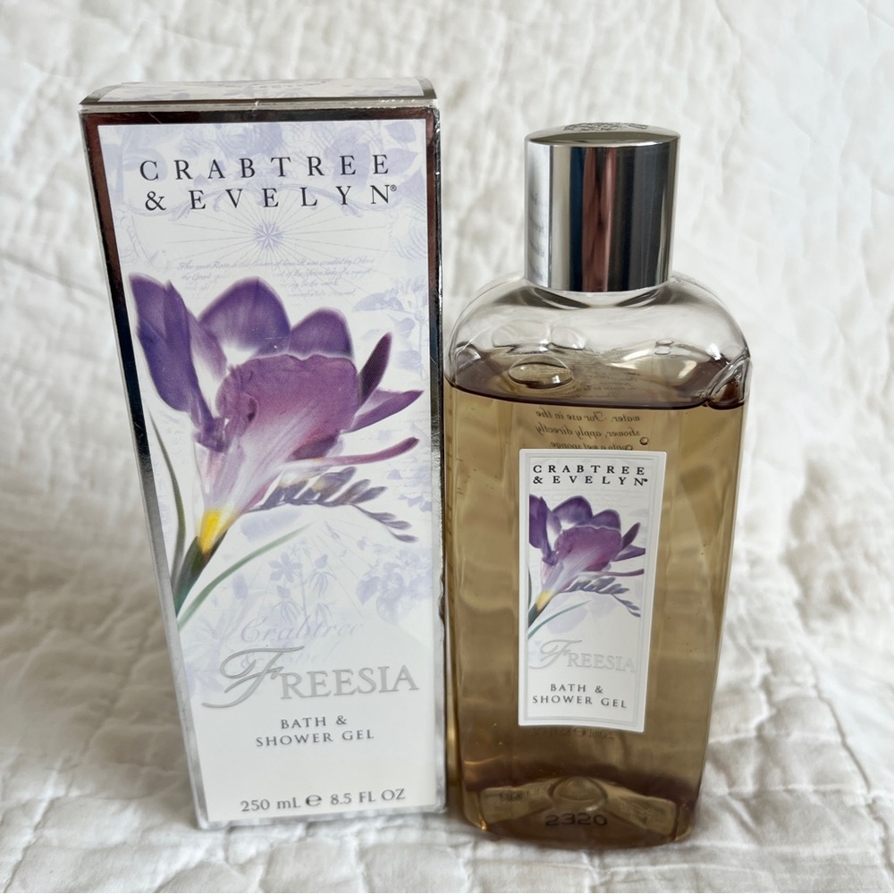 Old Stock Discontinued FREESIA Crabtree & Evelyn Bath Shower Gel 8.5 oz Open Box